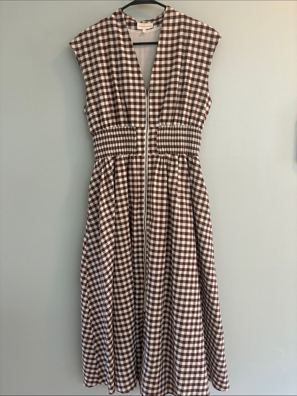 entro Brown & White Gingham Zip-Front Midi Dress